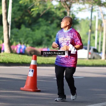 Runner Photo 8024151