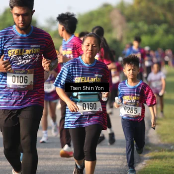 Runner Photo 8024162