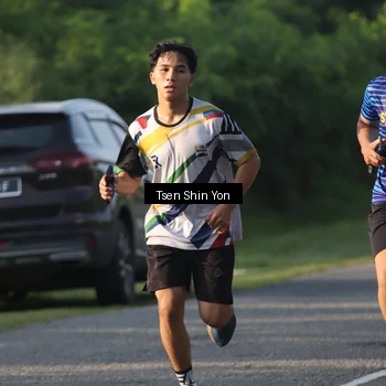 Runner Photo 8024172