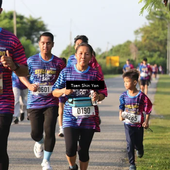 Runner Photo 8024208