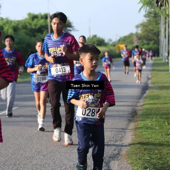 Runner Photo 8024219