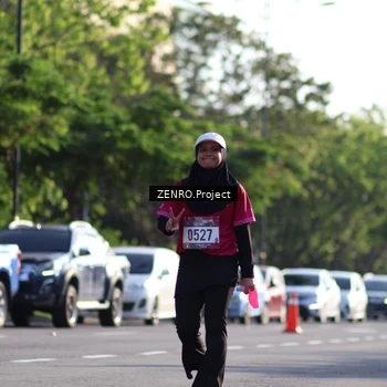 Runner Photo 8024229