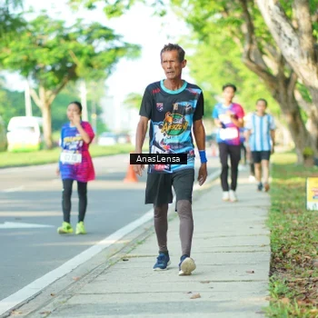 Runner Photo 8024232