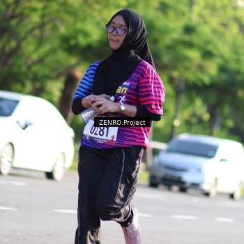 Runner Photo 8024251