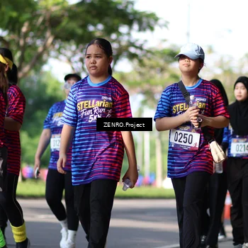 Runner Photo 8024281