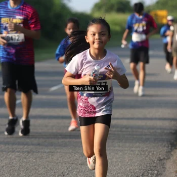 Runner Photo 8024315
