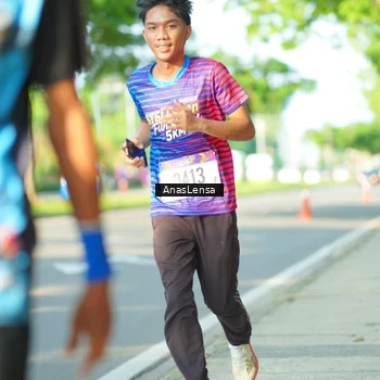 Runner Photo 8024332