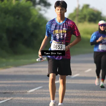 Runner Photo 8024336
