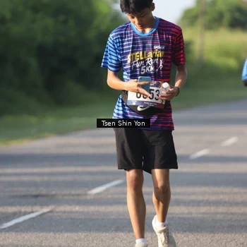 Runner Photo 8024356
