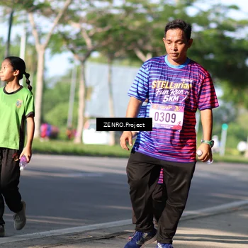 Runner Photo 8024358