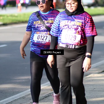 Runner Photo 8024370