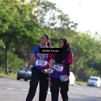 Runner Photo 8024374