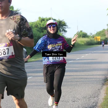 Runner Photo 8024384