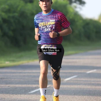 Runner Photo 8024394