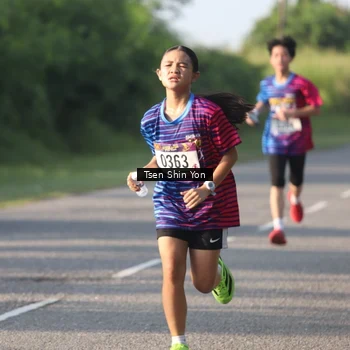 Runner Photo 8024403