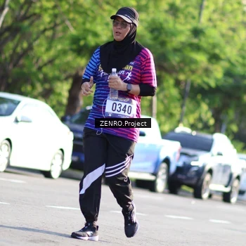 Runner Photo 8024406