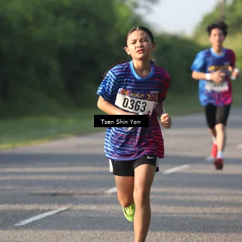 Runner Photo 8024412