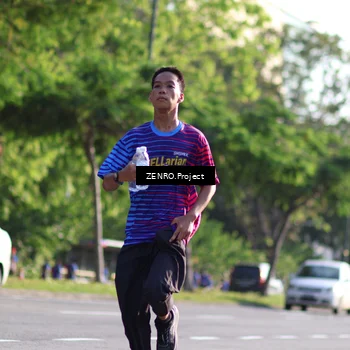 Runner Photo 8024430