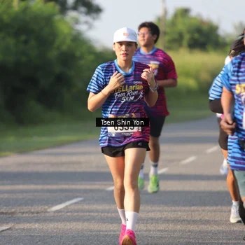 Runner Photo 8024512