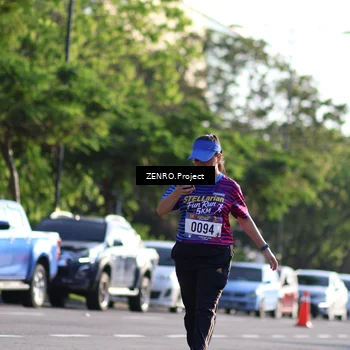 Runner Photo 8024533