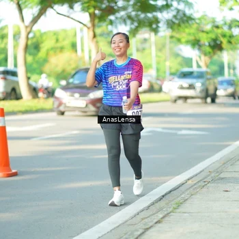Runner Photo 8024538