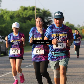 Runner Photo 8024540