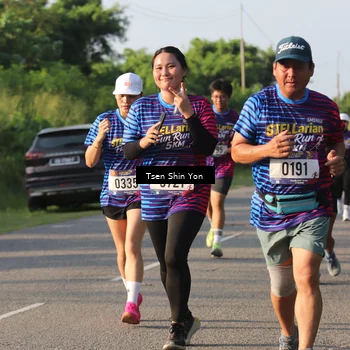 Runner Photo 8024552