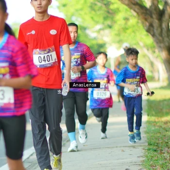 Runner Photo 8024572