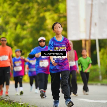 Runner Photo 8024590
