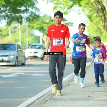 Runner Photo 8024591