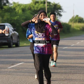 Runner Photo 8024609