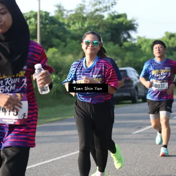 Runner Photo 8024610