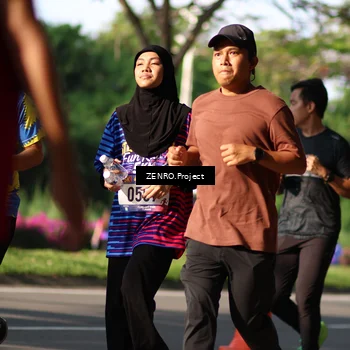Runner Photo 8024617