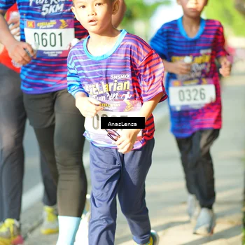 Runner Photo 8024643