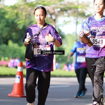 Runner Photo 8024656