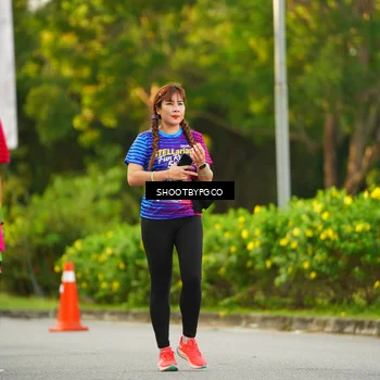 Runner Photo 8024665