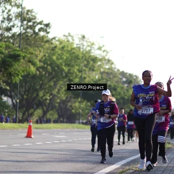 Runner Photo 8024669