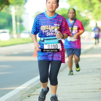 Runner Photo 8024685