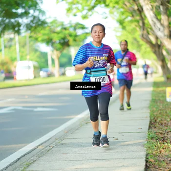 Runner Photo 8024695