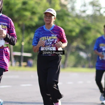 Runner Photo 8024705