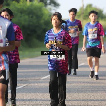 Runner Photo 8024725