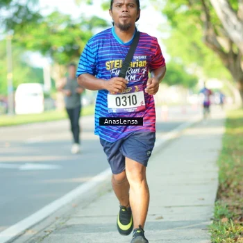 Runner Photo 8024762