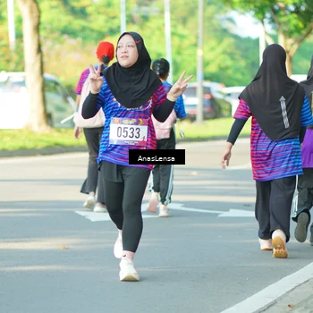 Runner Photo 8024782