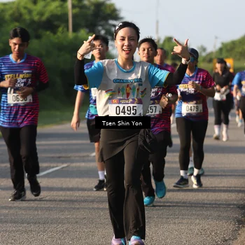 Runner Photo 8024789