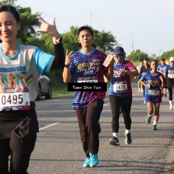 Runner Photo 8024812