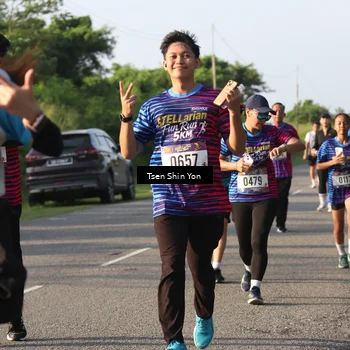 Runner Photo 8024813