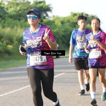 Runner Photo 8024819