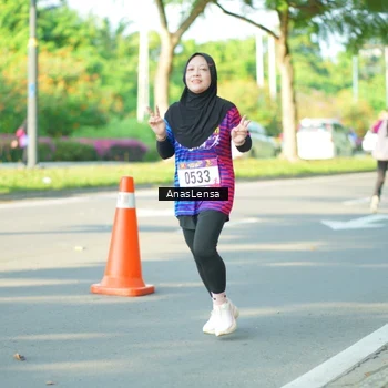 Runner Photo 8024829