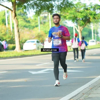 Runner Photo 8024850