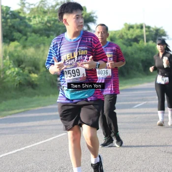 Runner Photo 8024854